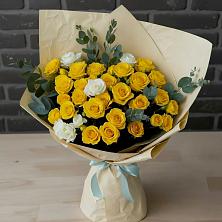 Букет цветов из:  Розы в Сикаках