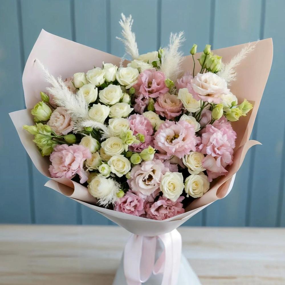 Букет цветов из: Альстромерии и Розы в Сикаках