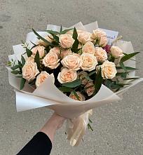 Букет Кремовые розы Латте в Сикаках