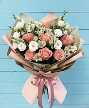 Букет цветов из:  Розы, Альстромерии и Лизиантусы в Сикаках
