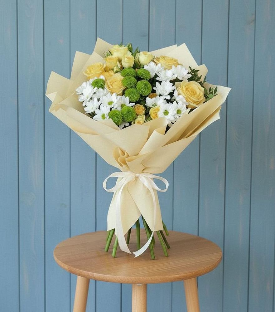 Букет цветов из: Хризантемы и Розы в Сикаках