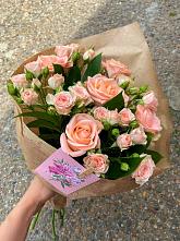 Букет цветов из:  Розы #REPLACE_PRED# Сикаках