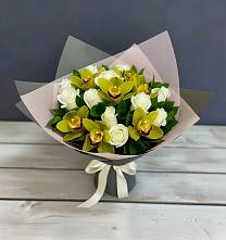 Букет цветов из:  Орхидеи и Розы в Сикаках