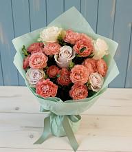 Букет цветов из:  Розы в Сикаках
