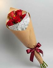 Букет цветов из:  Розы в Сикаках