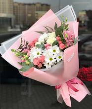 Букет цветов из:  Розы, Лизиантусы и Хризантемы в Сикаках