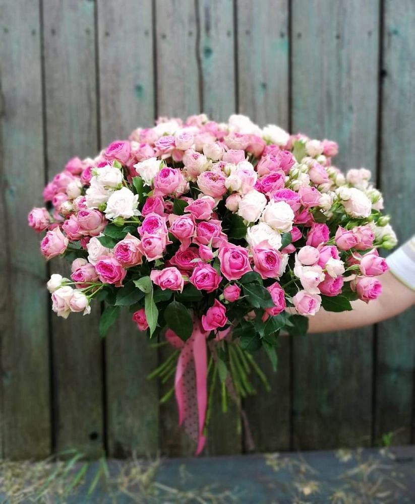 Букет Розовые кустовые розы Натали и Лав Лидия в Сикаках