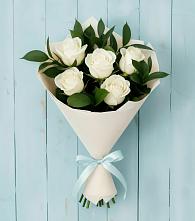 Букет цветов из:  Розы в Сикаках