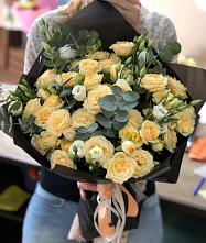 Букет цветов из:  Розы и Лизиантусы #REPLACE_PRED# Сикаках