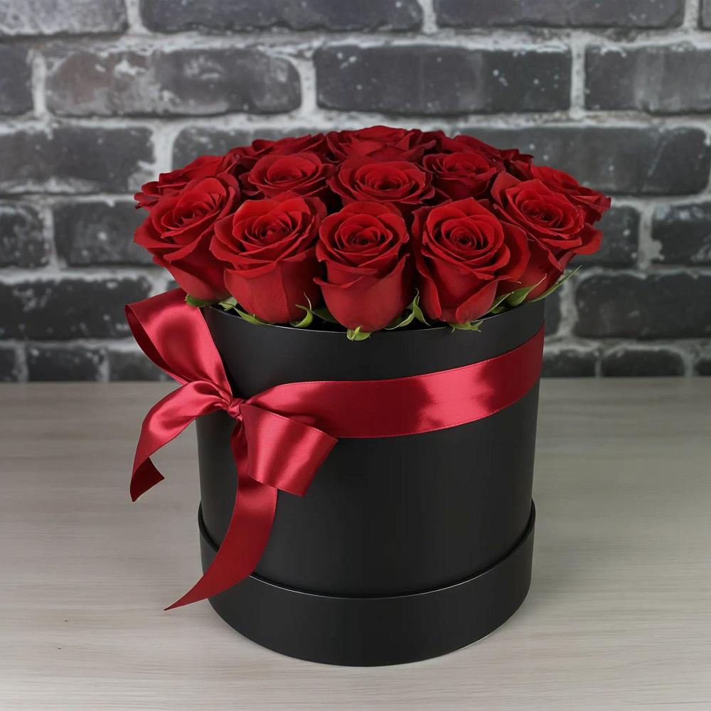 Цветочная композиция из Розы в шляпной коробке в Сикаках