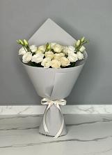 Букет цветов из:  Розы и Лизиантусы #REPLACE_PRED# Сикаках